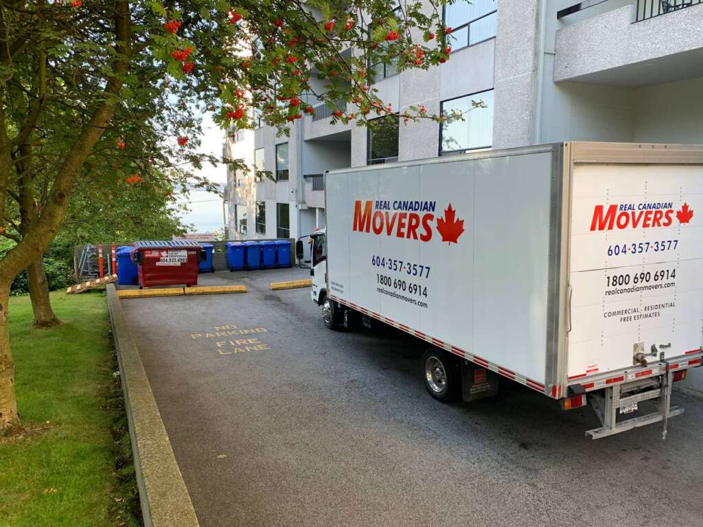 International moving services Canada